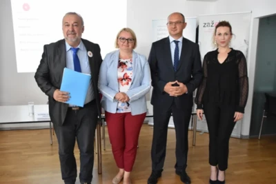 44310985262 8a1bc0a268 b.jpeg